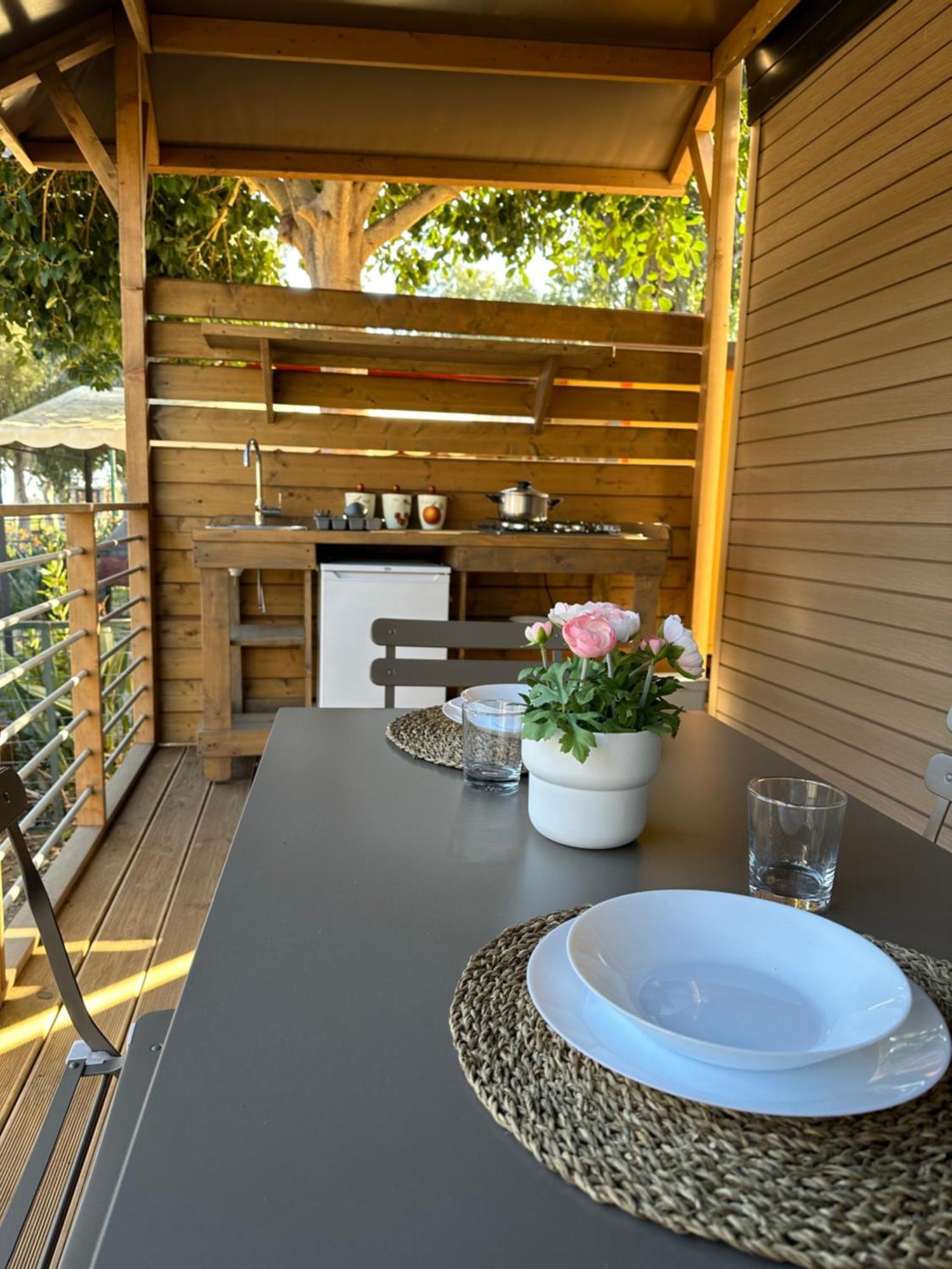 Il Pampaleone Glamping And Resort 아치레알레 객실 사진