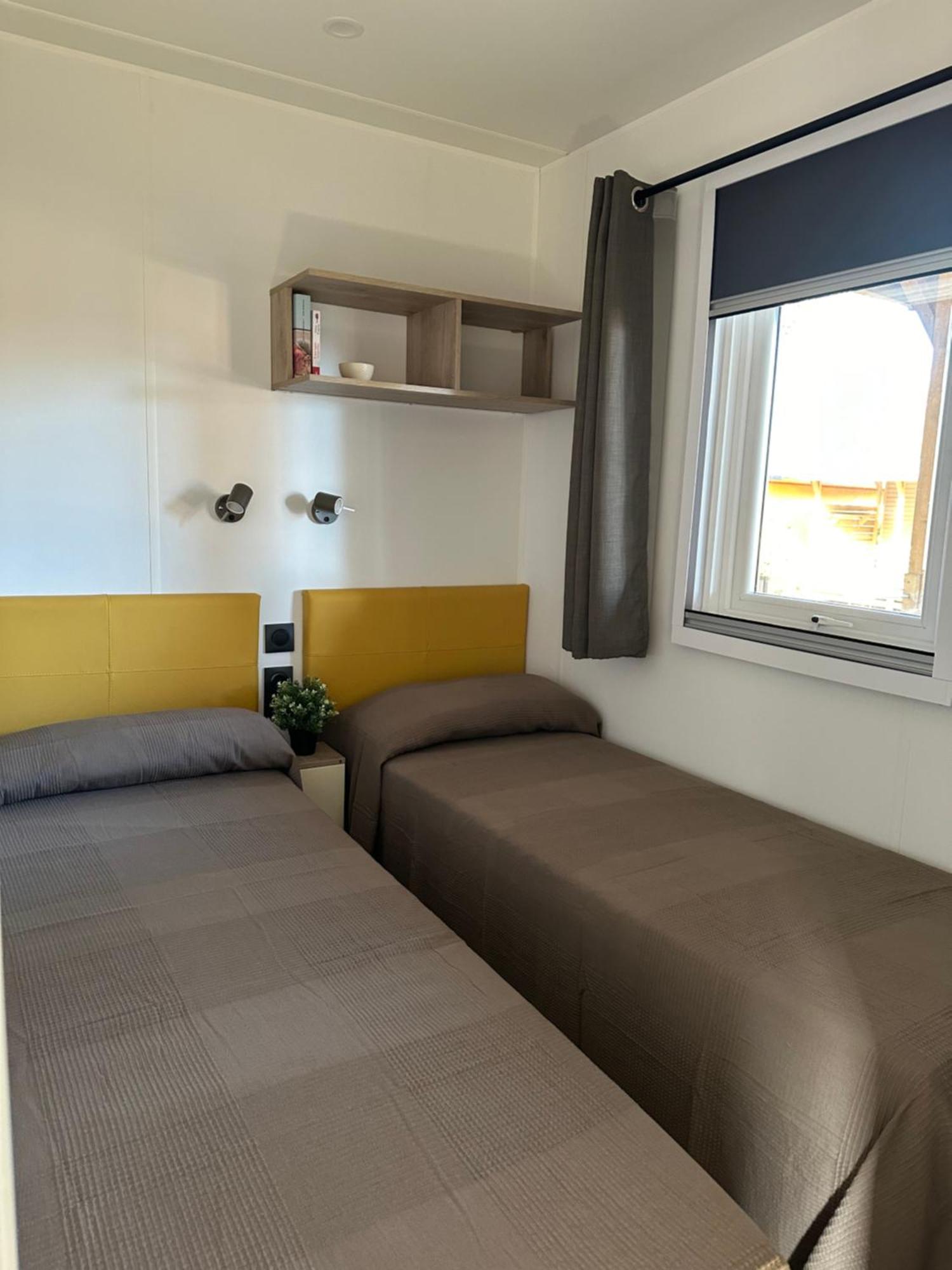 Il Pampaleone Glamping And Resort 아치레알레 객실 사진